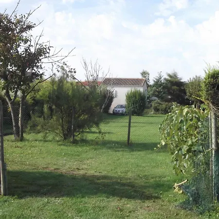Prázdninový dům Maison Individ. Au Calme, 1,5 Km Plage, Grd Terrain Arbore, Proche Commerces, 1 Ch., Tv Cable, Animaux Ok. - Fr-1-22-238 La Tranche-sur-Mer